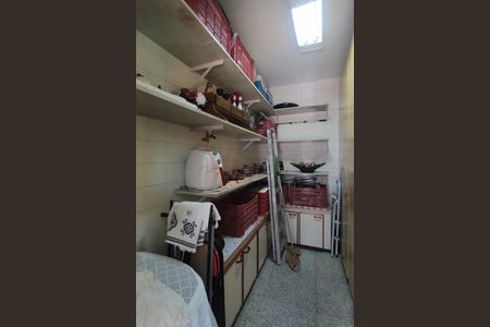 Casa à venda com 244m², 3 quartos e 3 vagasDespensa