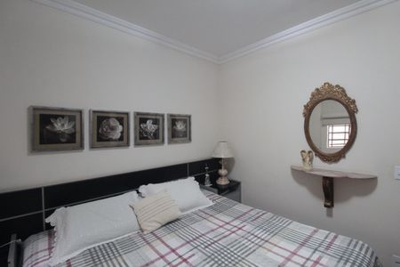 Casa à venda com 244m², 3 quartos e 3 vagasSuite