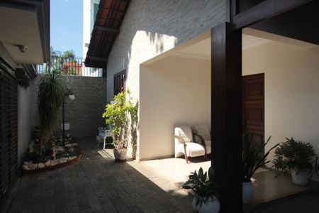 Casa à venda com 244m², 3 quartos e 3 vagasGaragem