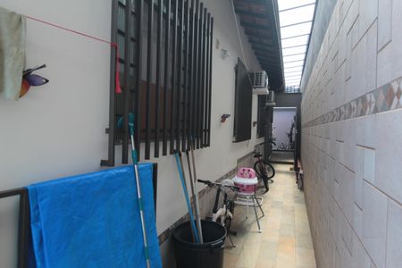 Casa à venda com 244m², 3 quartos e 3 vagasÁrea Externa