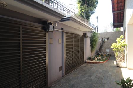 Casa à venda com 244m², 3 quartos e 3 vagasGaragem