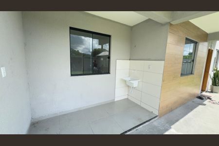 Área de Serviço de casa de condomínio para alugar com 2 quartos, 54m² em Itapeba, Maricá
