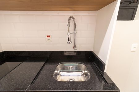 Cozinha de kitnet/studio à venda com 1 quarto, 20m² em Centro Histórico, Porto Alegre