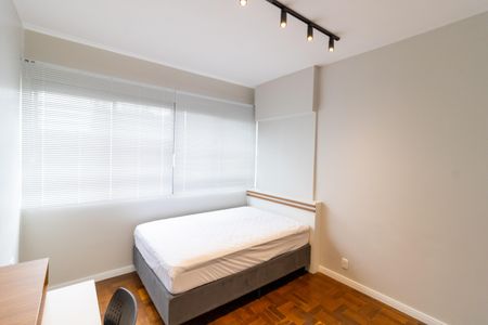 Sala/Quarto de kitnet/studio à venda com 1 quarto, 20m² em Centro Histórico, Porto Alegre