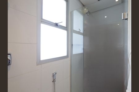 Apartamento à venda com 102m², 2 quartos e 2 vagasBanheiro da Suíte