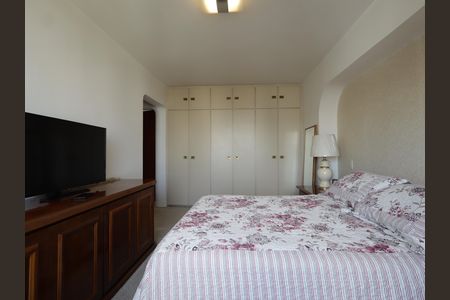 Apartamento à venda com 102m², 2 quartos e 2 vagasSuíte