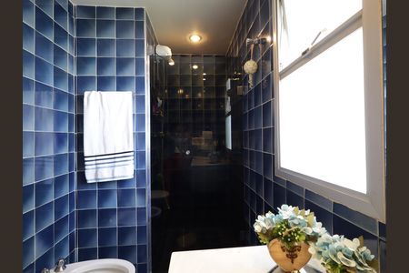 Apartamento à venda com 102m², 2 quartos e 2 vagasBanheiro
