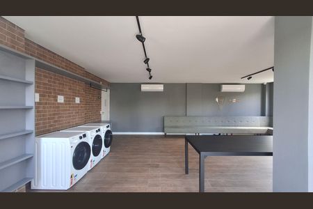 Apartamento para alugar com 64m², 2 quartos e 2 vagas Apartamento para alugar com 64m², 2 quartos e 2 vagasÁrea comum - lavanderia