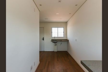 Studio para alugar com 25m², 1 quarto e sem vaga Studio para alugar com 25m², 1 quarto e sem vagaSala / Cozinha