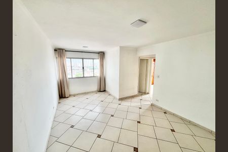 Sala de apartamento para alugar com 2 quartos, 74m² em Vila Vitorio Mazzei, São Paulo