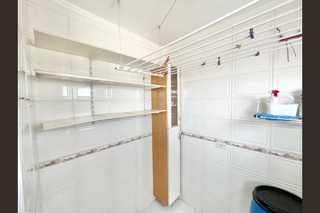 Apartamento para alugar com 74m², 2 quartos e 1 vaga Apartamento para alugar com 74m², 2 quartos e 1 vagaÁrea de Serviço