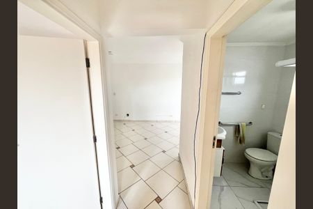 Apartamento para alugar com 74m², 2 quartos e 1 vaga Apartamento para alugar com 74m², 2 quartos e 1 vagaCorredor