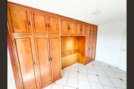 Apartamento para alugar com 74m², 2 quartos e 1 vaga Apartamento para alugar com 74m², 2 quartos e 1 vagaQuarto 1