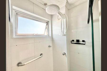 Apartamento para alugar com 74m², 2 quartos e 1 vaga Apartamento para alugar com 74m², 2 quartos e 1 vagaBanheiro