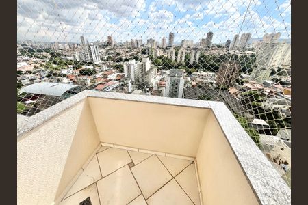 Apartamento para alugar com 74m², 2 quartos e 1 vaga Apartamento para alugar com 74m², 2 quartos e 1 vagaQuarto 1 Varanda
