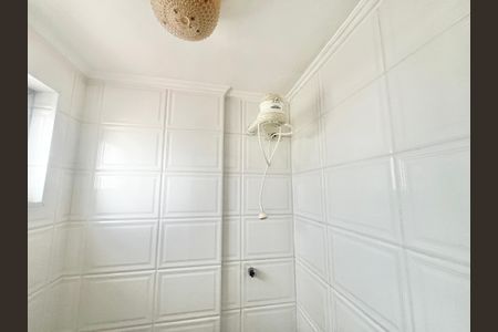 Apartamento para alugar com 74m², 2 quartos e 1 vaga Apartamento para alugar com 74m², 2 quartos e 1 vagaBanheiro de serviço