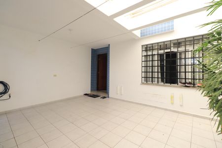 Casa para alugar com 87m², 2 quartos e 2 vagasGaragem