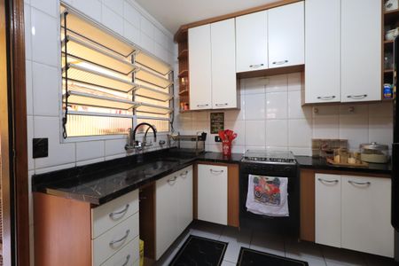 Casa à venda com 87m², 2 quartos e 2 vagasCozinha