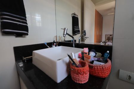 Casa para alugar com 87m², 2 quartos e 2 vagasBanheiro da Suíte 2