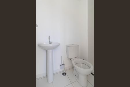 Apartamento para alugar com 32m², 2 quartos e sem vaga Apartamento para alugar com 32m², 2 quartos e sem vagaBanheiro