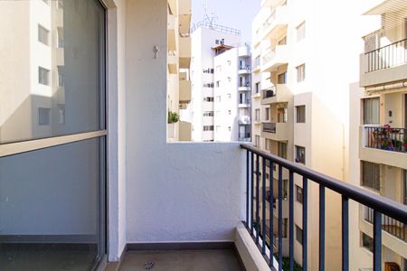 Apartamento para alugar com 57m², 2 quartos e 1 vaga Apartamento para alugar com 57m², 2 quartos e 1 vagaVaranda