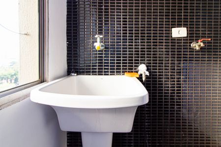 Apartamento para alugar com 57m², 2 quartos e 1 vaga Apartamento para alugar com 57m², 2 quartos e 1 vagaÁrea de Serviço