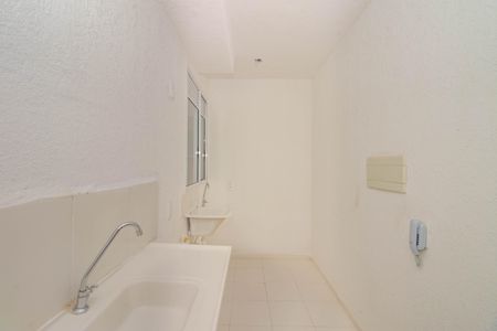 Apartamento para alugar com 40m², 2 quartos e 1 vaga Apartamento para alugar com 40m², 2 quartos e 1 vagaCozinha e Área de Serviço