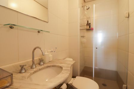 Apartamento à venda com 94m², 3 quartos e 2 vagasBanheiro Social