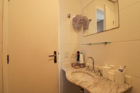 Apartamento à venda com 94m², 3 quartos e 2 vagasBanheiro Social