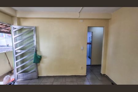 Sala de casa para alugar com 2 quartos, 78m² em Pavuna, Rio de Janeiro