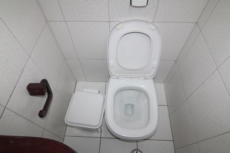 Casa à venda com 293m², 6 quartos e 4 vagasLavabo