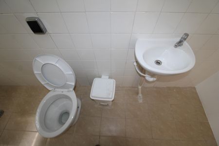 Casa à venda com 293m², 6 quartos e 4 vagasÁrea de Serviço - Banheiro