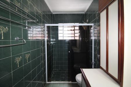 Casa à venda com 293m², 6 quartos e 4 vagasBanheiro 1