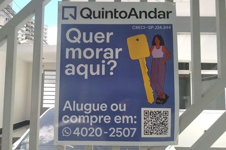 Casa para alugar com 293m², 6 quartos e 4 vagasFachada