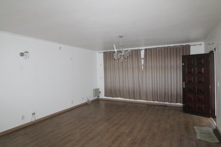 Casa à venda com 293m², 6 quartos e 4 vagasSala
