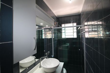 Casa à venda com 293m², 6 quartos e 4 vagasBanheiro 2