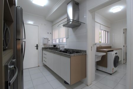 Apartamento à venda com 120m², 3 quartos e 2 vagasCozinha