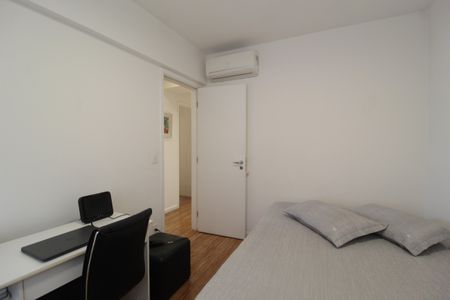 Apartamento à venda com 120m², 3 quartos e 2 vagasQuarto 2