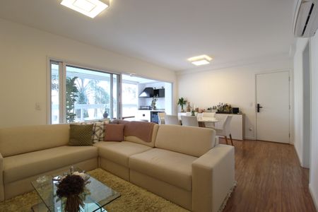 Apartamento à venda com 120m², 3 quartos e 2 vagasSala