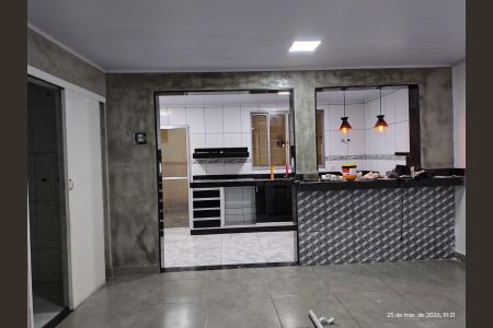 Casa para alugar com 180m², 4 quartos e 2 vagas
