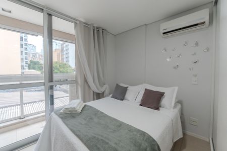 Studio para alugar com 32m², 1 quarto e sem vaga Studio para alugar com 32m², 1 quarto e sem vagaStudio