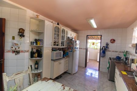 Casa à venda com 518m², 3 quartos e 2 vagas Casa à venda com 518m², 3 quartos e 2 vagasCozinha