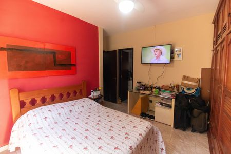 Casa à venda com 518m², 3 quartos e 2 vagas Casa à venda com 518m², 3 quartos e 2 vagasSuíte