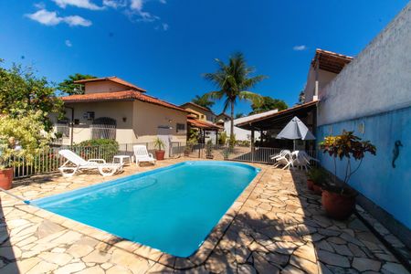 Casa à venda com 518m², 3 quartos e 2 vagas Casa à venda com 518m², 3 quartos e 2 vagasÁrea externa