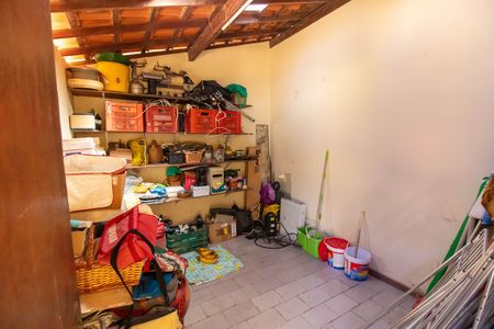Quarto de Serviço de casa à venda com 3 quartos, 518m² em Itaipu, Niterói