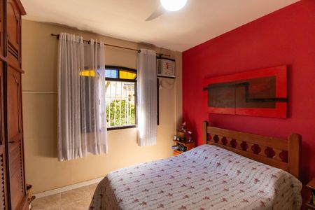 Casa à venda com 518m², 3 quartos e 2 vagas Casa à venda com 518m², 3 quartos e 2 vagasSuíte