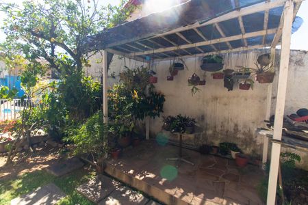 Casa à venda com 518m², 3 quartos e 2 vagas Casa à venda com 518m², 3 quartos e 2 vagasÁrea externa