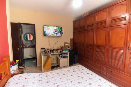 Casa à venda com 518m², 3 quartos e 2 vagas Casa à venda com 518m², 3 quartos e 2 vagasSuíte