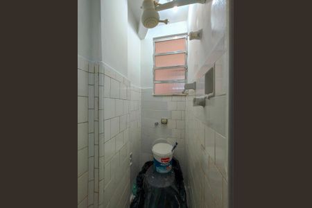 Apartamento para alugar com 85m², 3 quartos e sem vaga Apartamento para alugar com 85m², 3 quartos e sem vagaBanheiro de serviço