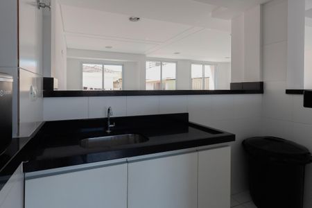 Apartamento à venda com 49m², 2 quartos e 1 vaga Apartamento à venda com 49m², 2 quartos e 1 vagaÁrea comum - Salão de festas